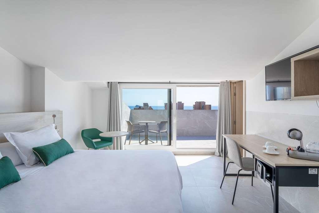 Halley Hotel & Apartments Affiliated By Melia Benidorm Værelse billede