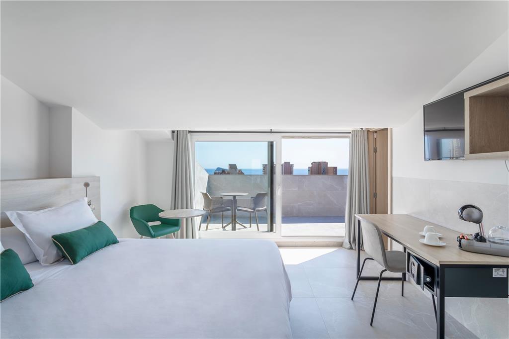 Halley Hotel & Apartments Affiliated By Melia Benidorm Værelse billede